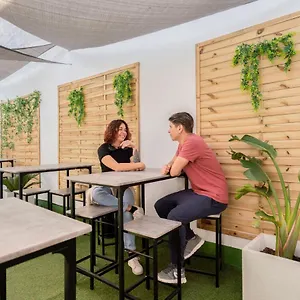  Hostel Casa Barcelo Camp Nou Barcelona Spanien